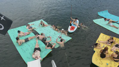 Double Decker Party Boats gallery photo 8
