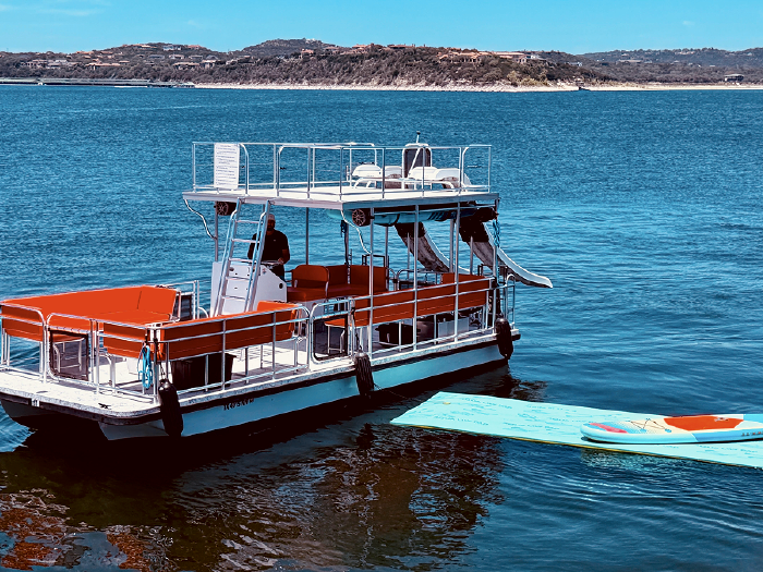 18 Passenger Double Decker on Lake Travis