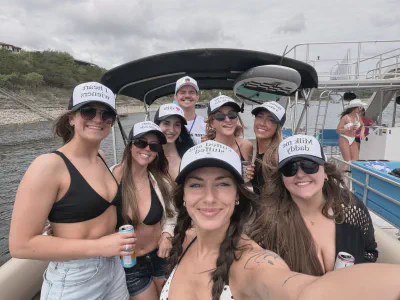 Pontoon Party Boats gallery photo 3