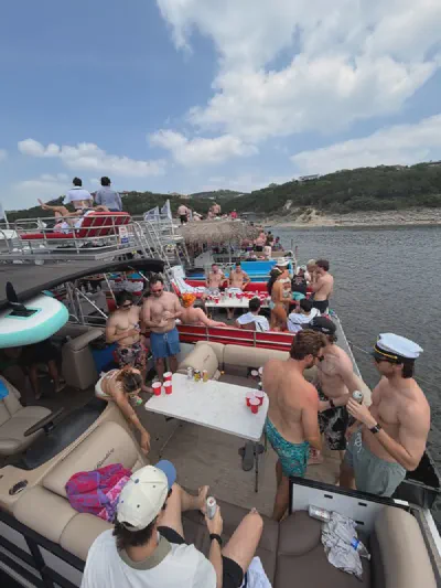 Pontoon Party Boats gallery photo 5
