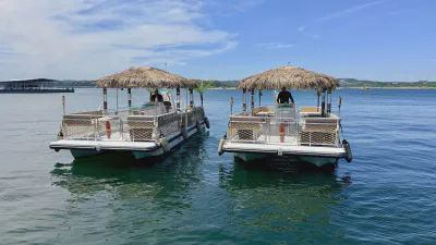 Tiki Vibes Party Boats gallery photo 17