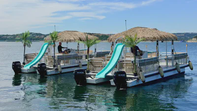 Tiki Vibes Party Boats gallery photo 18
