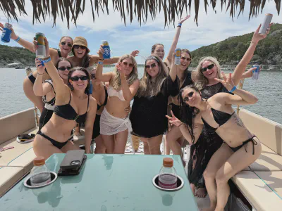 Tiki Vibes Party Boats gallery photo 1