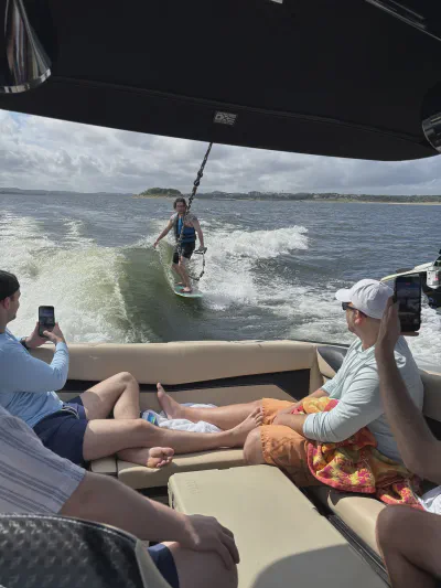Wakesurf Boats gallery photo 2