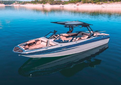 Wakesurf Boats