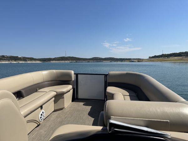 Company event on Lake Travis - Keep Austin Wet corporate rental
