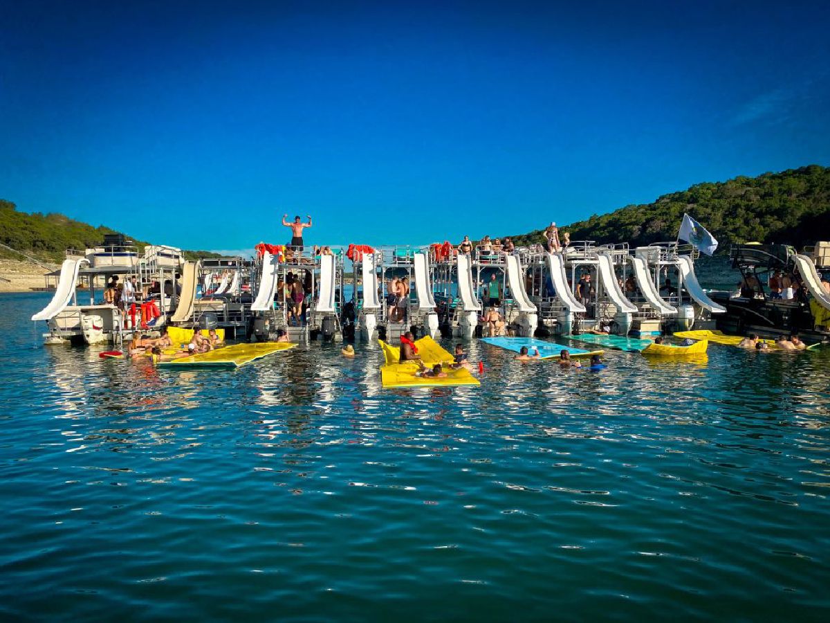 Explore the Best of Lake Travis: Top Destinations for Adventure and Relaxation