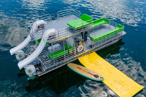 Top 10 Reasons to Book a Party Boat on Lake Travis